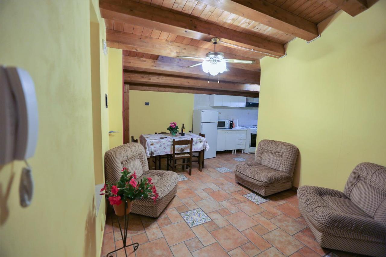 Casa Vacanze Liberty Ragusa Esterno foto